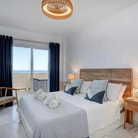 Апартаменты Front Row Penthouse On Carvajal
