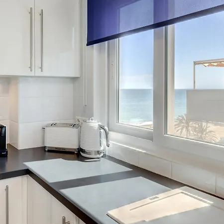 Front Row Penthouse On Carvajal * Fuengirola