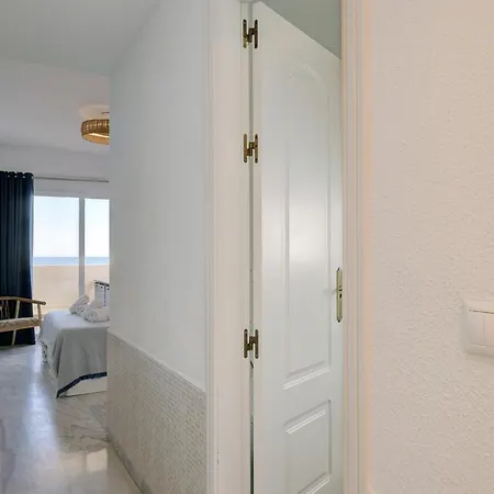 Апартаменты Front Row Penthouse On Carvajal *